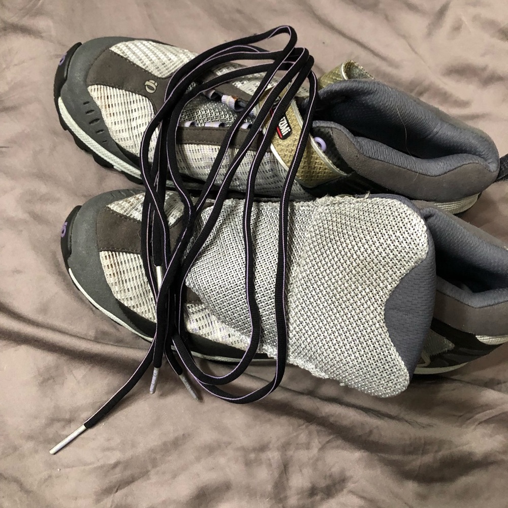 Pearl Izumi mountain bike shoes (indoor clip)